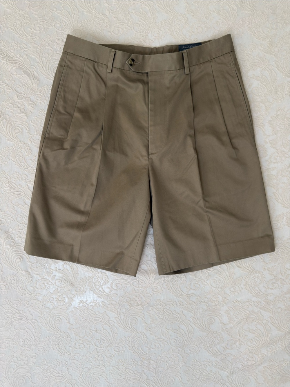 Daniel Cremieux Mens Pleated Khaki Chino Shorts Size 32 Tan Dress Casual